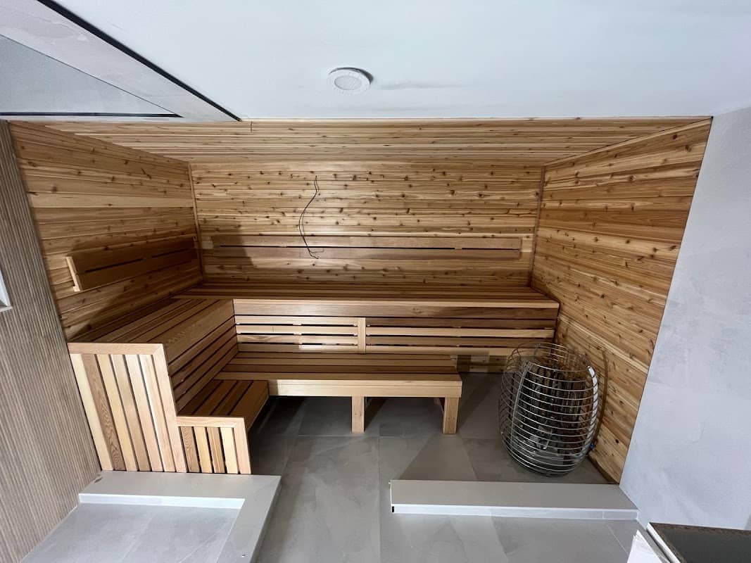 ELU - Saunas & Cold Tubs photo 3